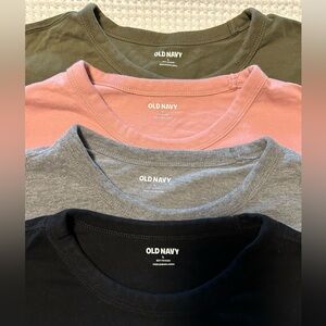 4 Old Navy short-sleeve SOFT-BRUSHED tshirts. Worn a few times. No flaws noted
